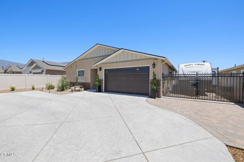 Photo of Listing #V1-37701
