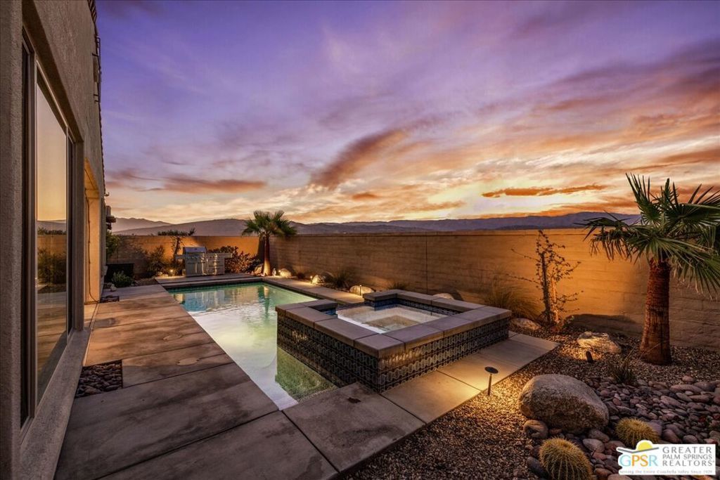 64 Zinfandel, Rancho Mirage