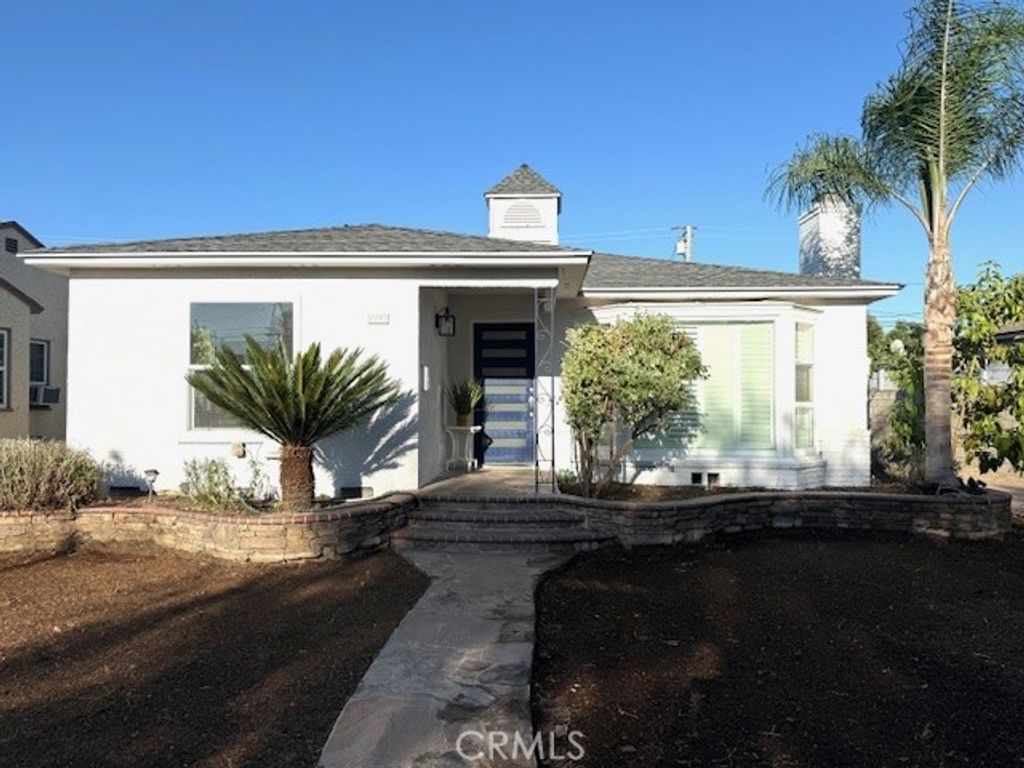2720 San Francisco, Long Beach
