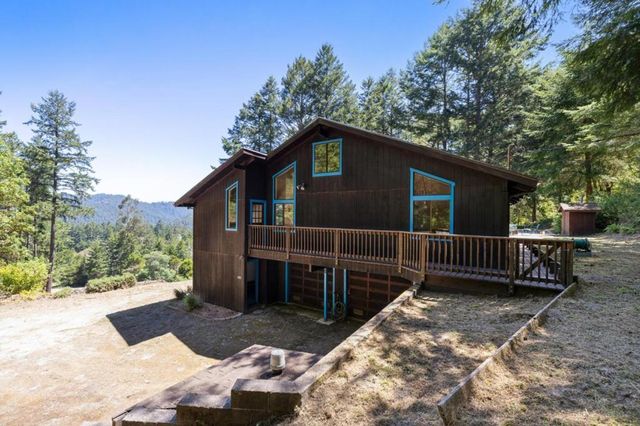 601 Farmin Road, Pescadero