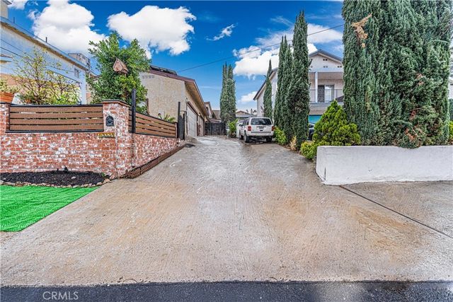 10334 Tujunga Canyon, Los Angeles