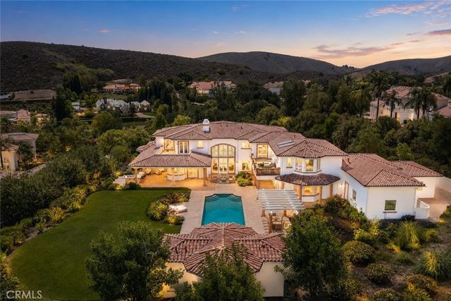 988 Candlecrest Drive, Westlake Village