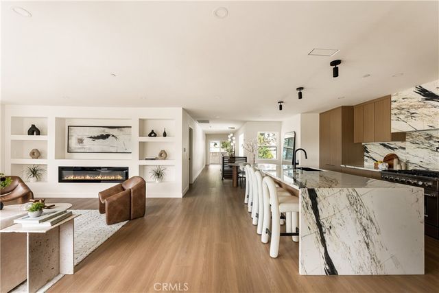 5305 Borland Road, Los Angeles