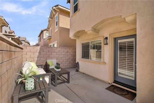 16064 Symphony Lane, Fontana