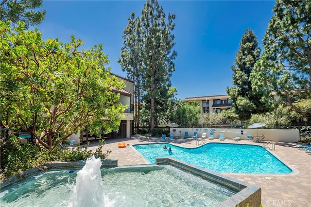 6000 Canterbury Drive # D113, Culver City