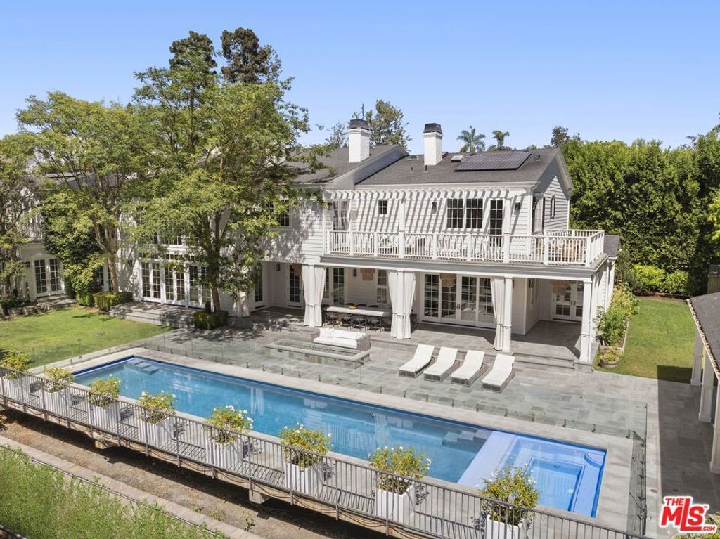 491 N Tigertail Road, Los Angeles