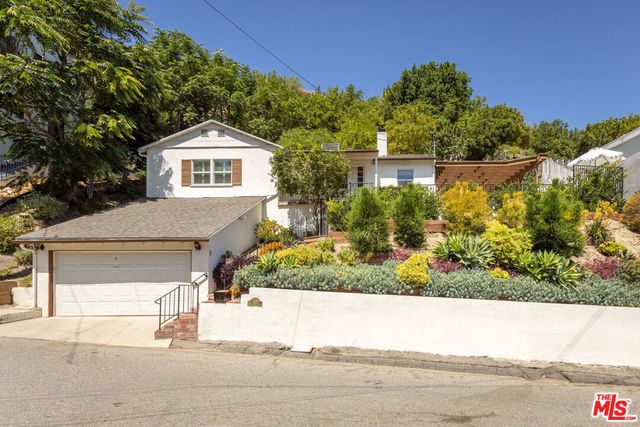 4069 Murietta Avenue, Sherman Oaks