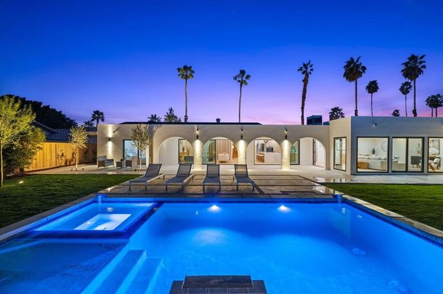 80100 Vista Grande, La Quinta