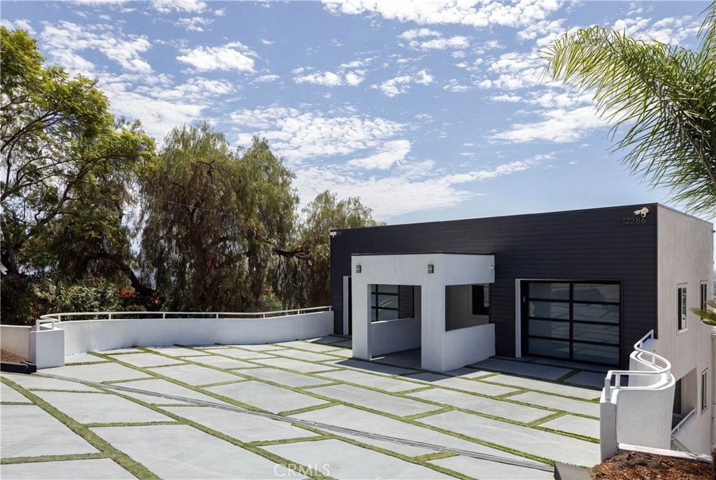 12286 Circula Panorama, North Tustin