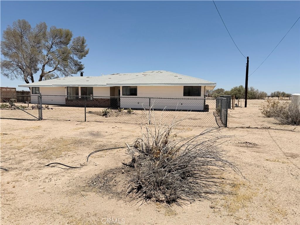 30819 Athol, Newberry Springs