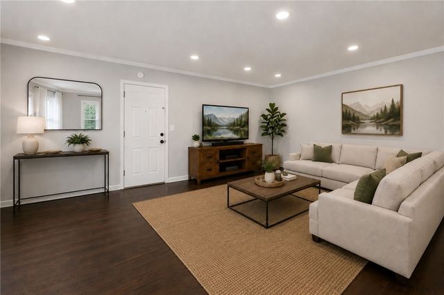 16012 Moorpark # 205a, Encino