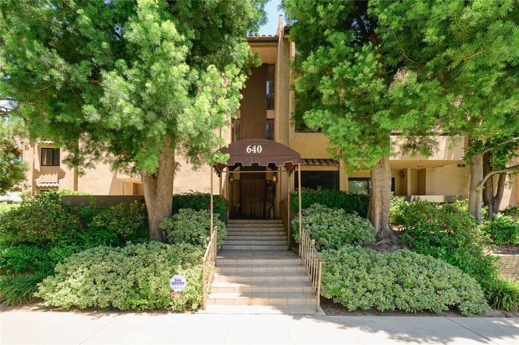 640 S Lake # 203, Pasadena