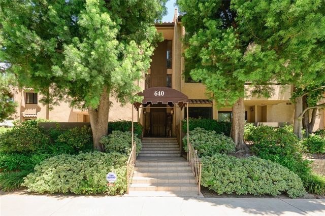640 S Lake # 203, Pasadena