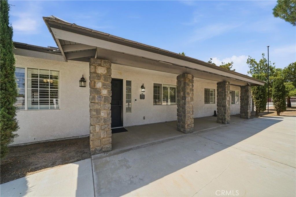 17041 Fairburn, Hesperia