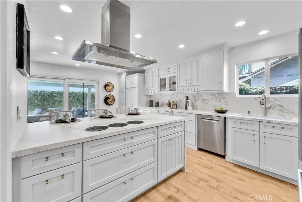 1517 E Riverview, Orange