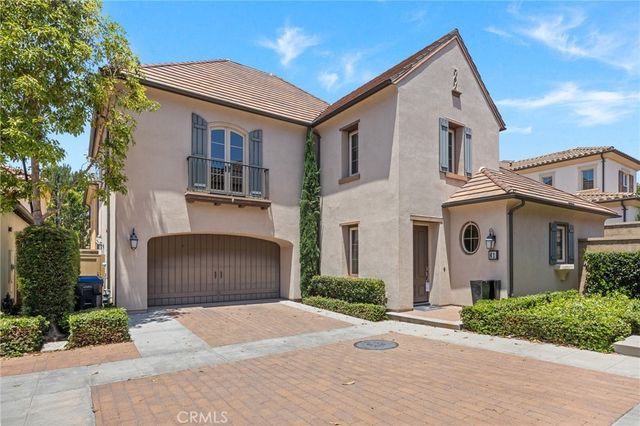 61 Bloomington, Irvine