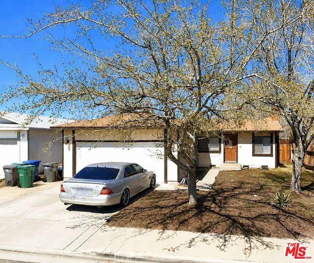 2209 Rosewood Avenue, Lancaster