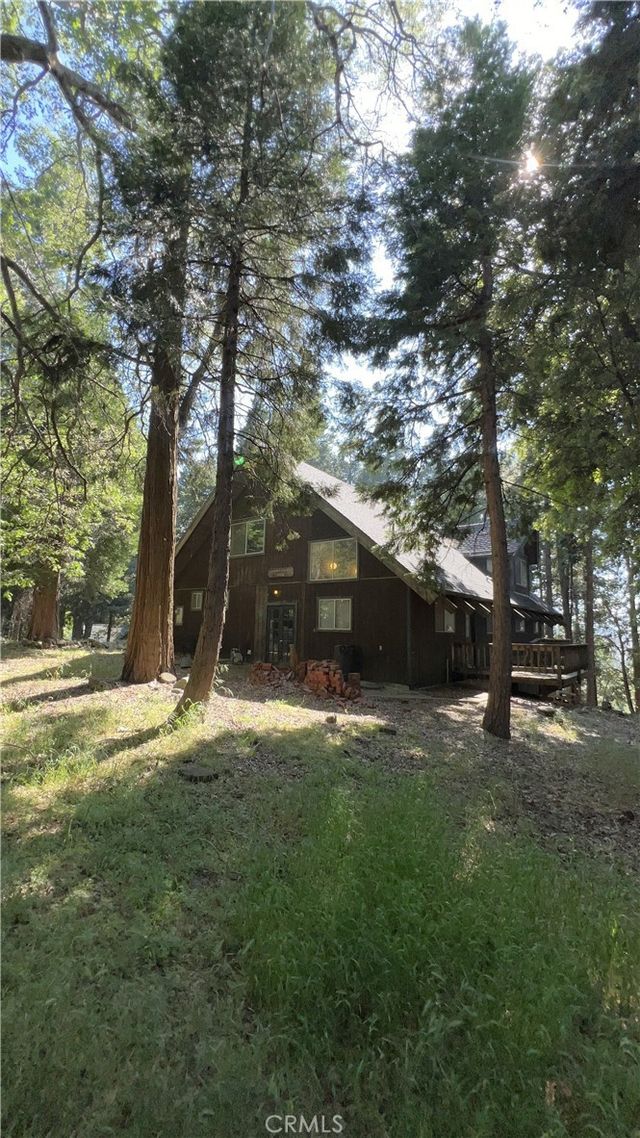 23245 Crest Forest, Crestline