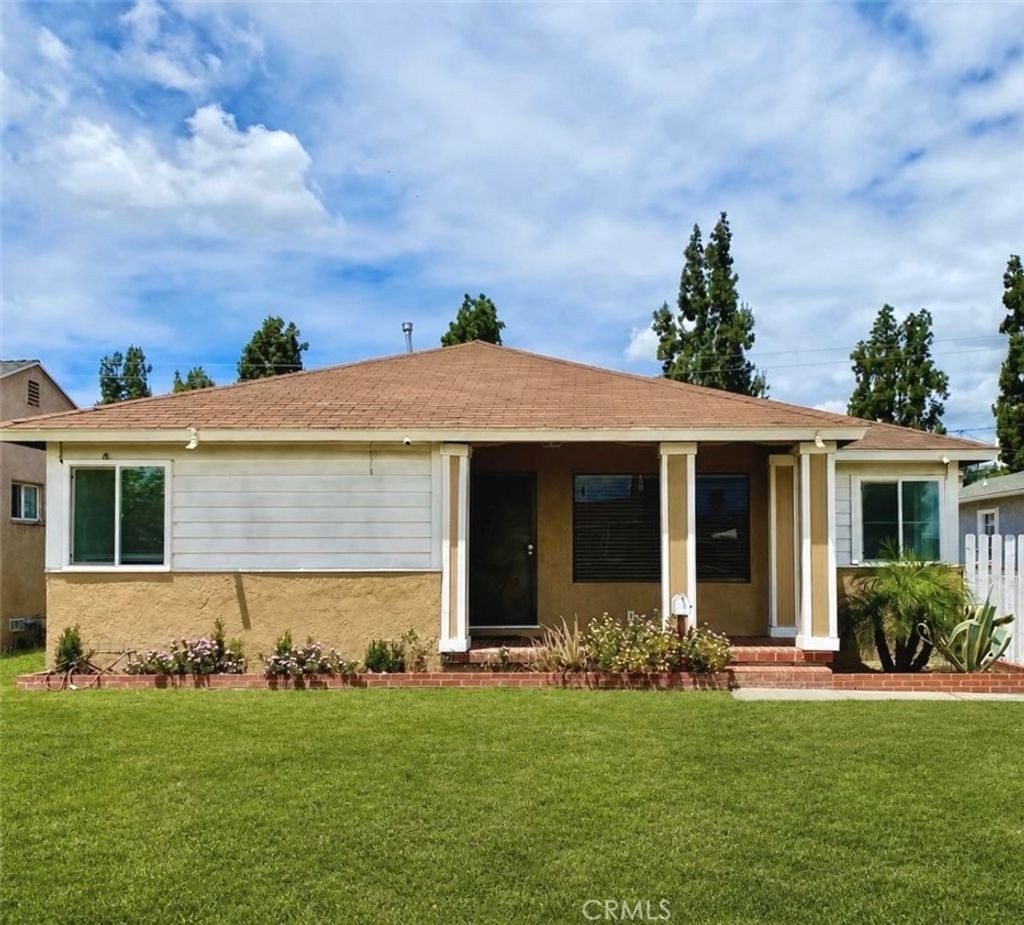 5313 Manzanar Ave, Pico Rivera