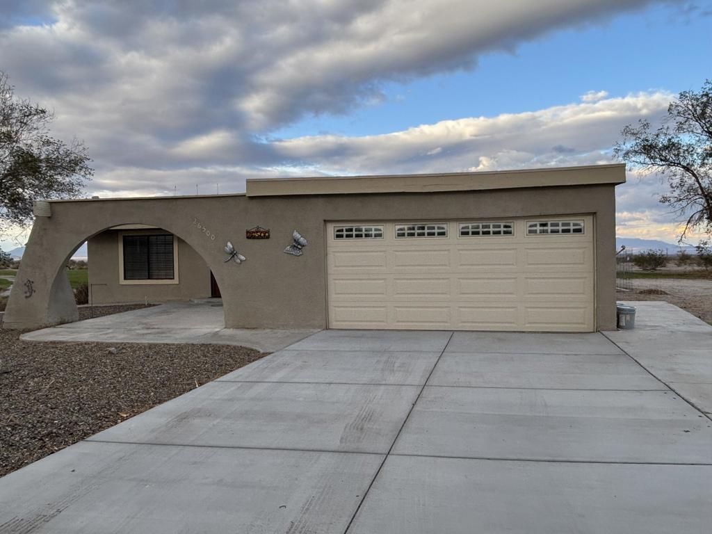 26500 Greenvale Way, Desert Center