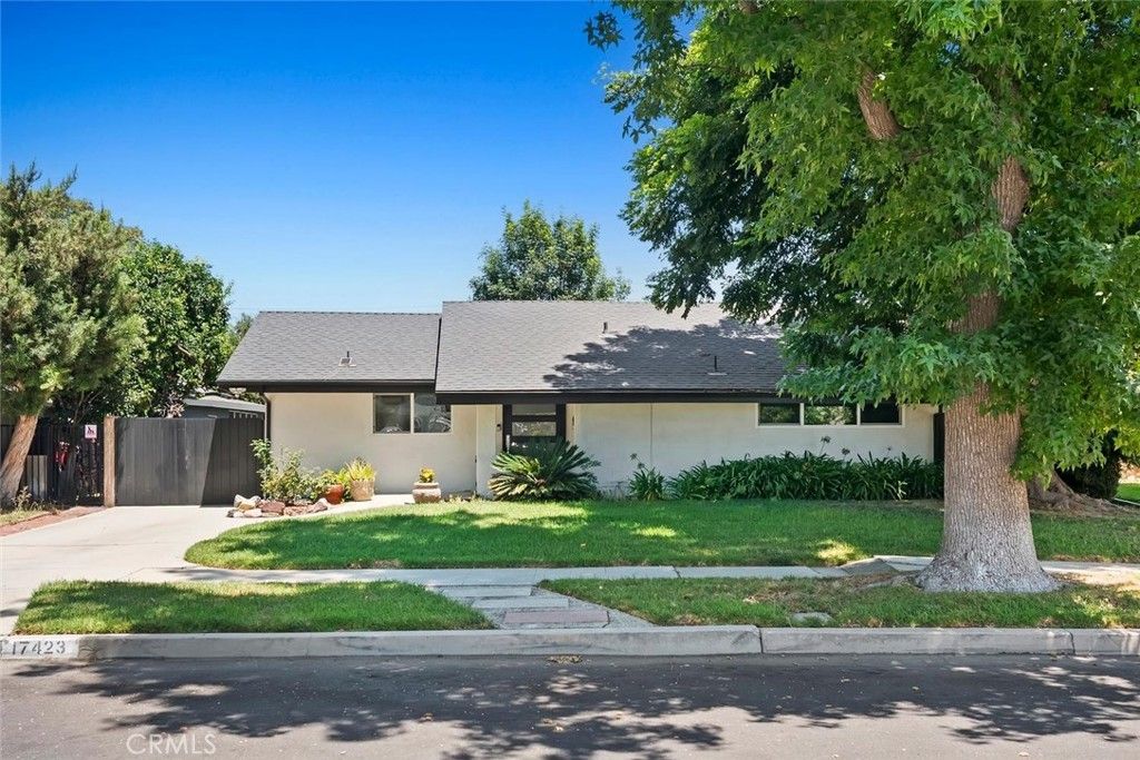 17423 Lemac Street, Northridge