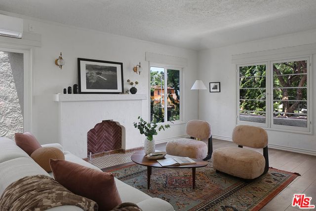 3118 W 43rd Place, Los Angeles
