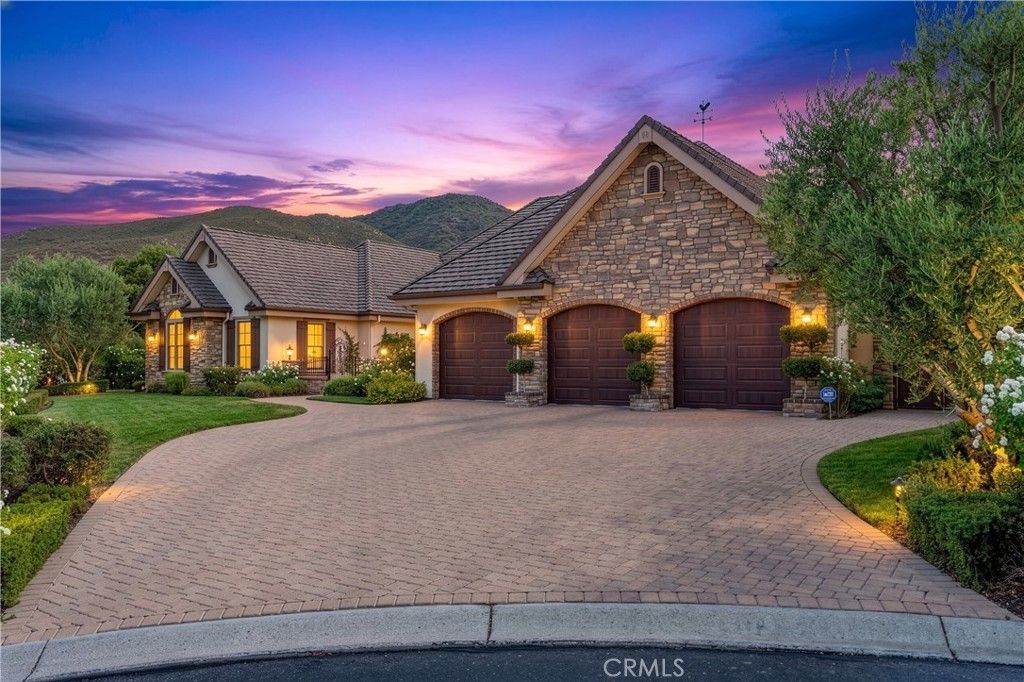 22121 Lynx Court, Murrieta