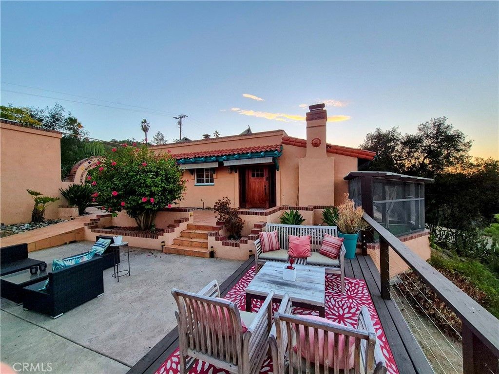 16211 Highland Valley Road, Ramona
