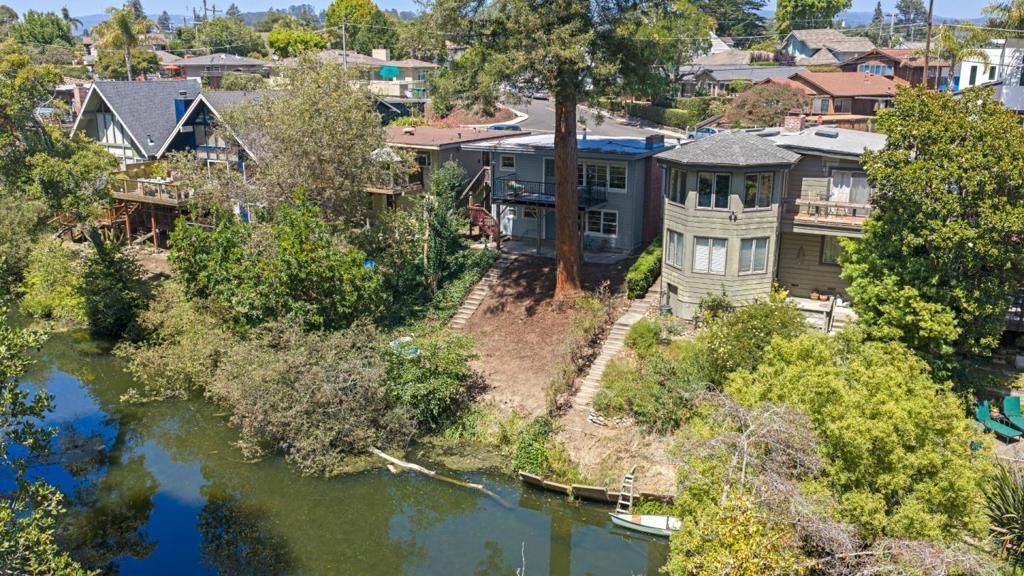 525 Riverview Drive, Capitola