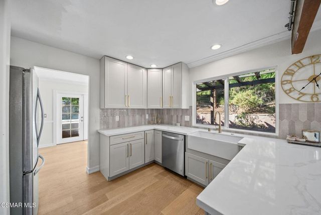 30729 Lakefront Drive, Agoura Hills