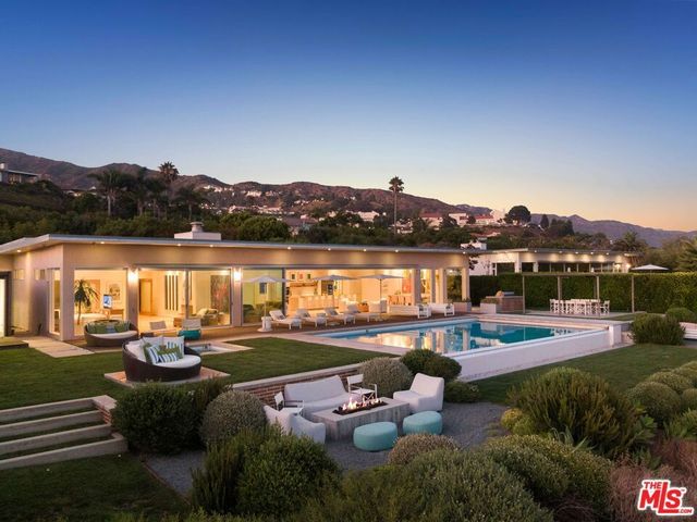 24685 Pacific Coast Highway, Malibu