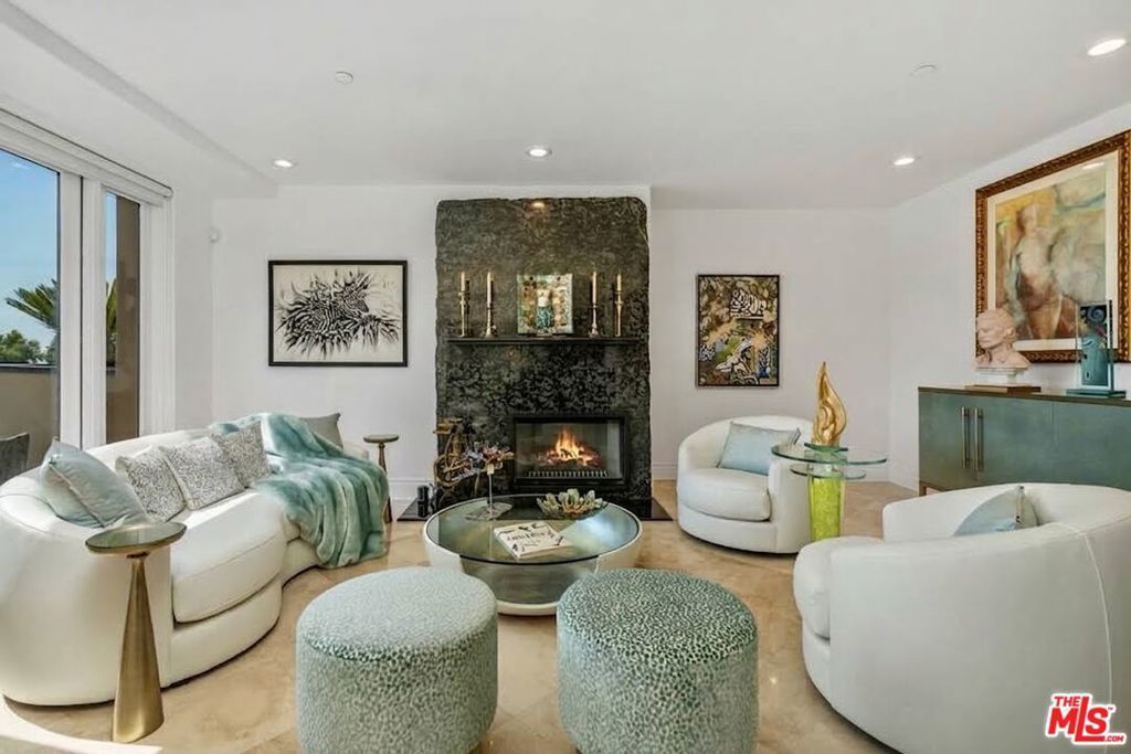 137 S Spalding Drive # 401, Beverly Hills