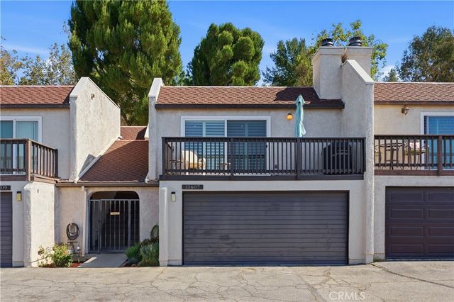 15607 Crestview # 85, Los Angeles