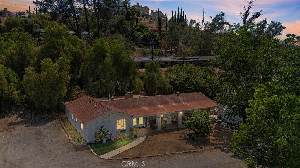 1684 Broadway, El Cajon