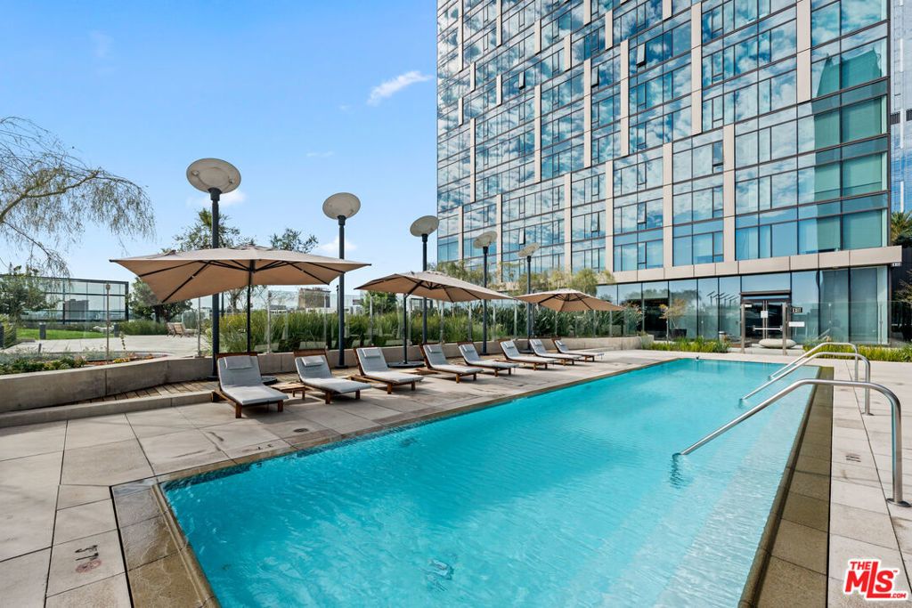 889 Francisco Street # 3401, Los Angeles