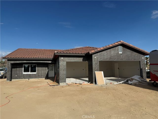 12682 Magnolia, Victorville