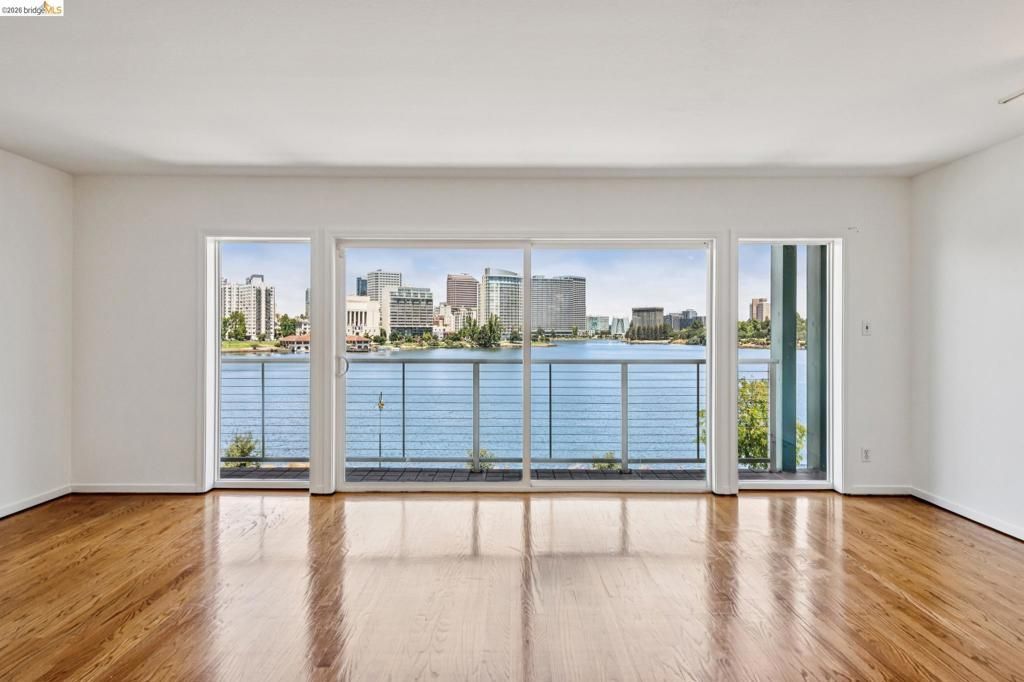 1410 Lakeshore Ave # 6, Oakland