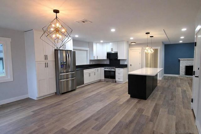 3006 Yonge St, San Diego