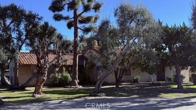 5644 W Phillips, Ontario