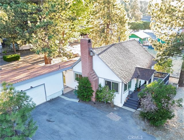 1081 Apple Avenue, Wrightwood