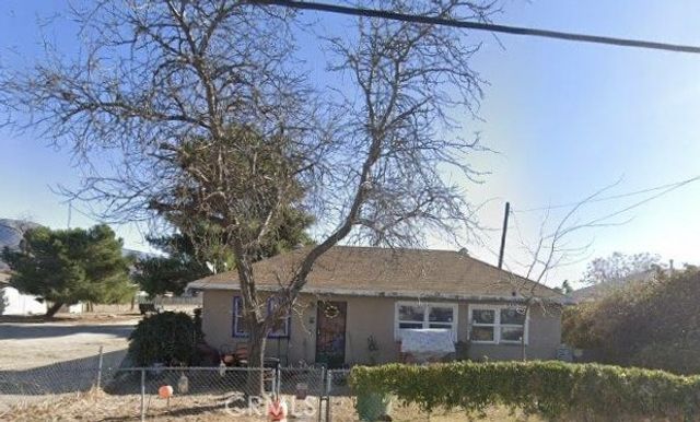 7753 Lankershim Avenue, Highland