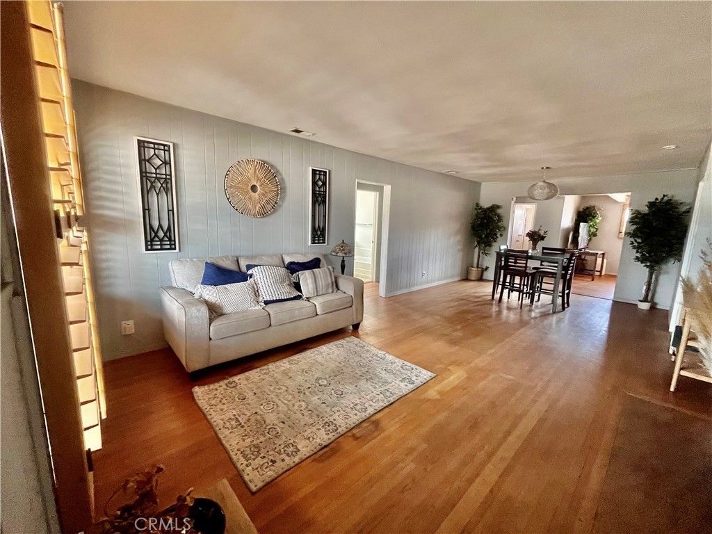 17259 Miller, Fontana