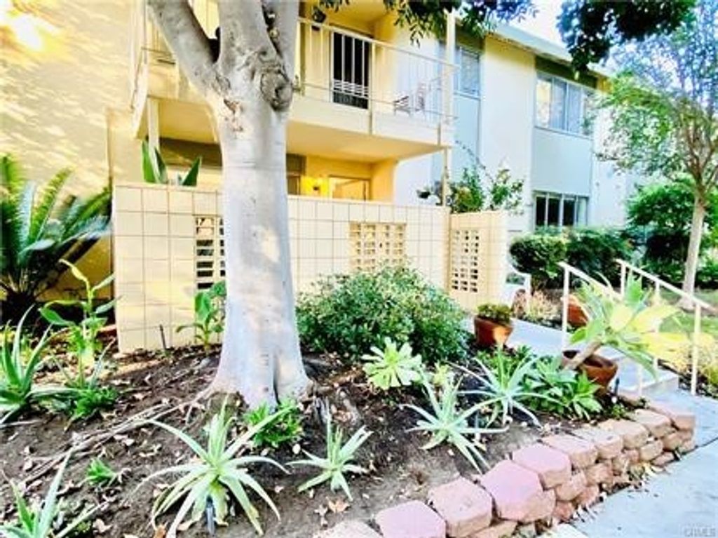 185 Avenida Majorca # D, Laguna Woods