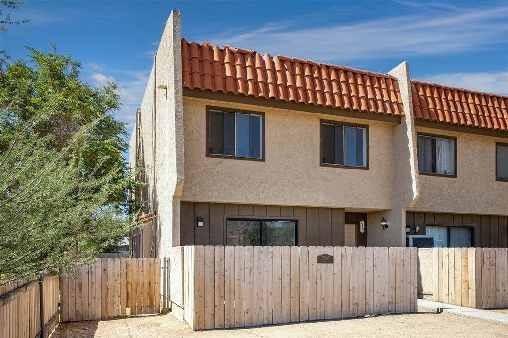55897 Santa Fe, Yucca Valley