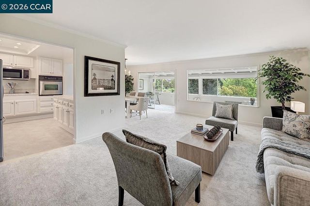 1309 Skycrest Dr # 5, Walnut Creek