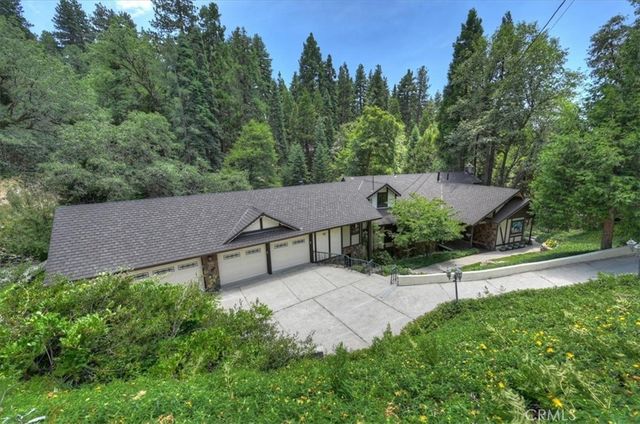 31221 Old City Creek, Running Springs