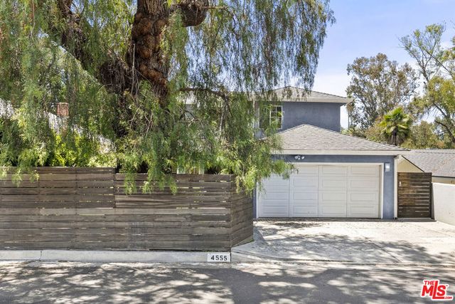 4555 Don Pio Drive, Los Angeles