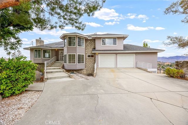 27990 Vista Del Valle, Hemet