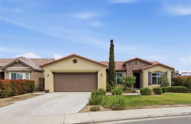 1906 Mcintosh Way, Bakersfield