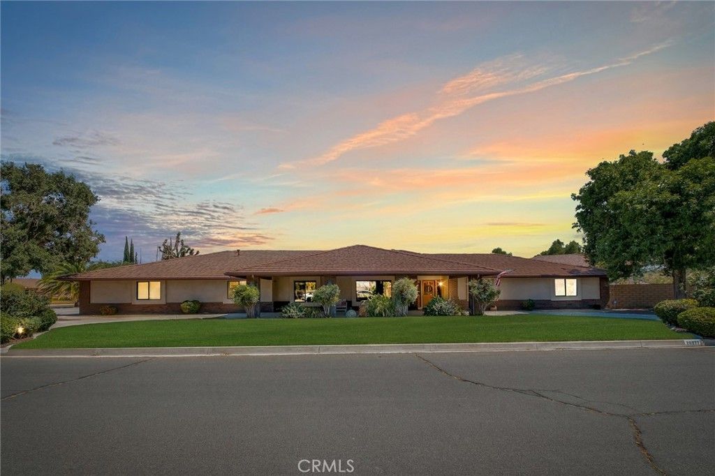 20277 Waco, Apple Valley